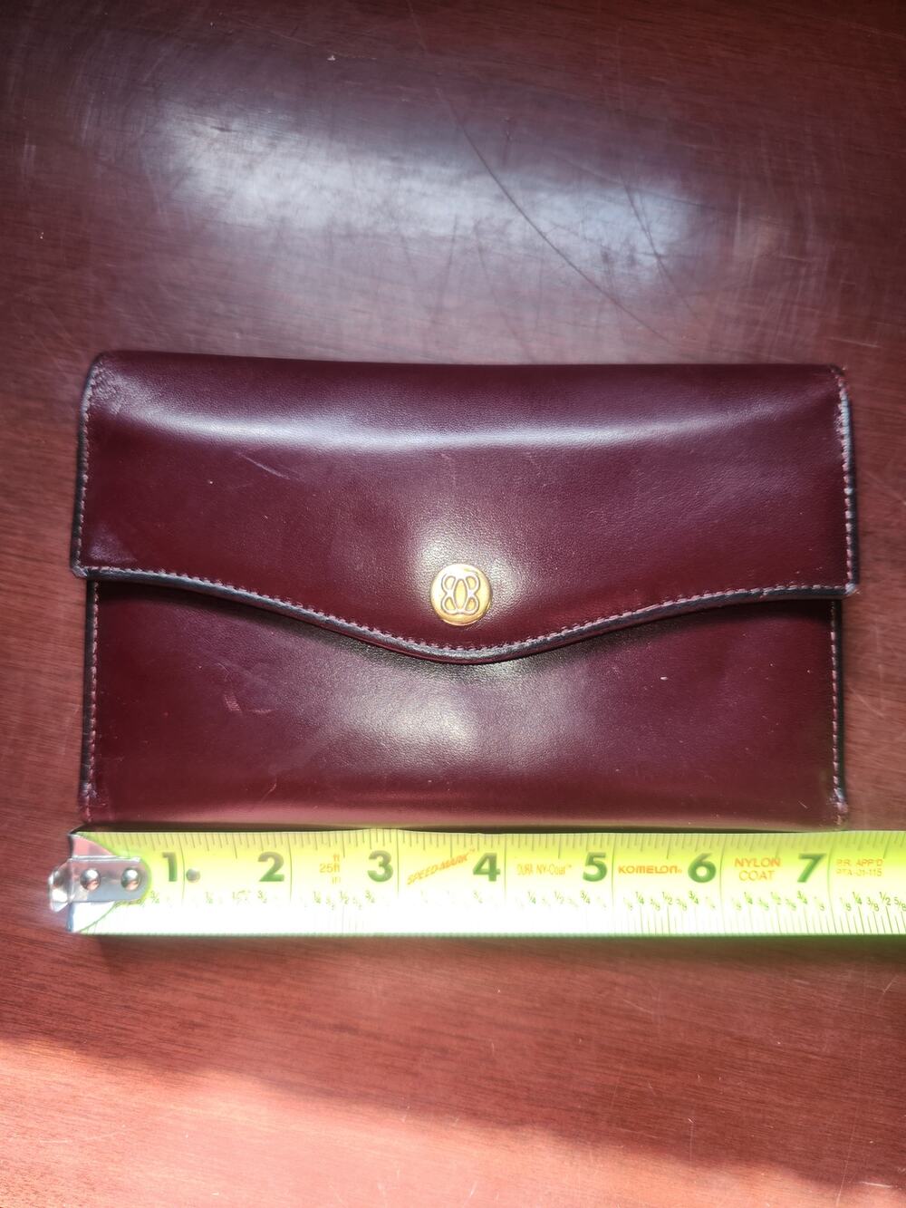 Bosca Full Grain Leather Clutch Wallet Burgundy Kiss Lock Coin Purse